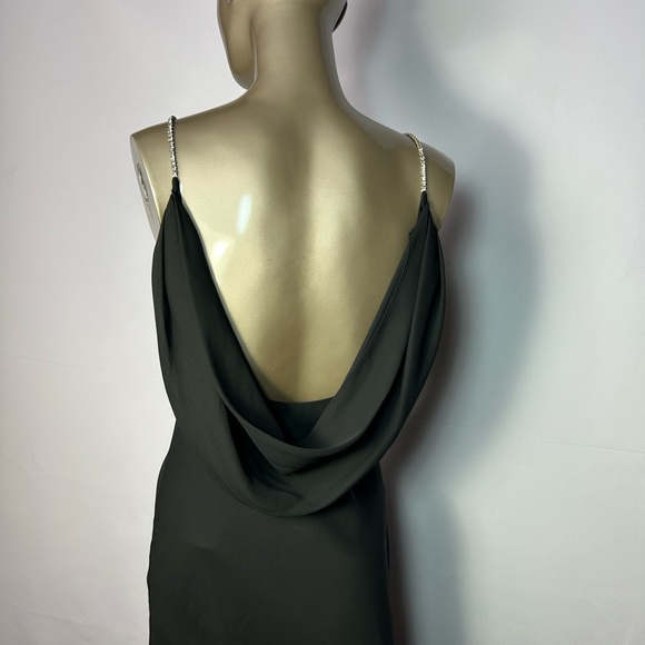 Elegant Blackless Cowl Back Dress - Picture 3 of 7